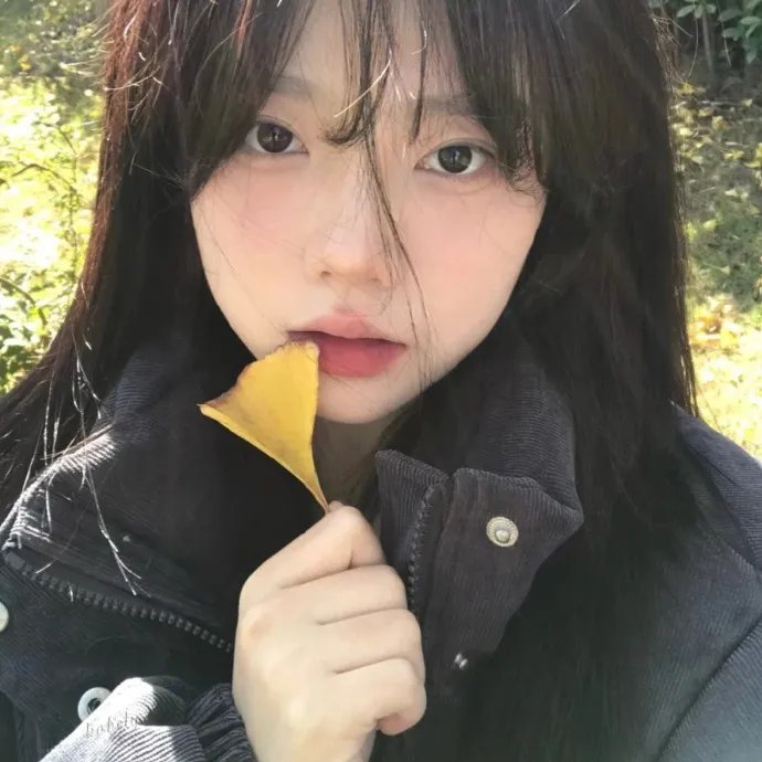 玉女撩春